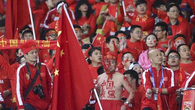 希望克罗斯回归国家队吗？——如果克罗斯回到德国队效力，那么德国队将拥有世界上最优秀的中场球员之一。